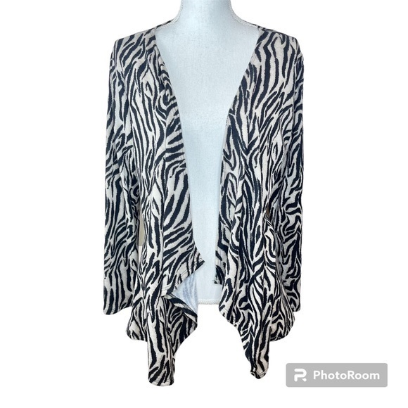 Buckle Sweaters - 2/$25 Zoel Zebra Tiger Animal Print Business Office Casual Fly Away Cardigan M